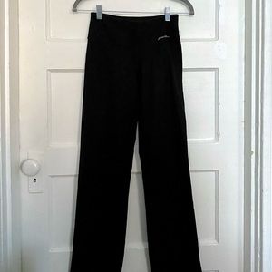 Eddie Bauer Yoga Pants in Black - Size XS